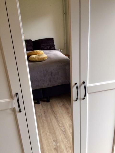 City Centre Apartment Бреда Екстериор снимка