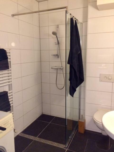 City Centre Apartment Бреда Екстериор снимка